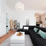 Apartamento Adrian *